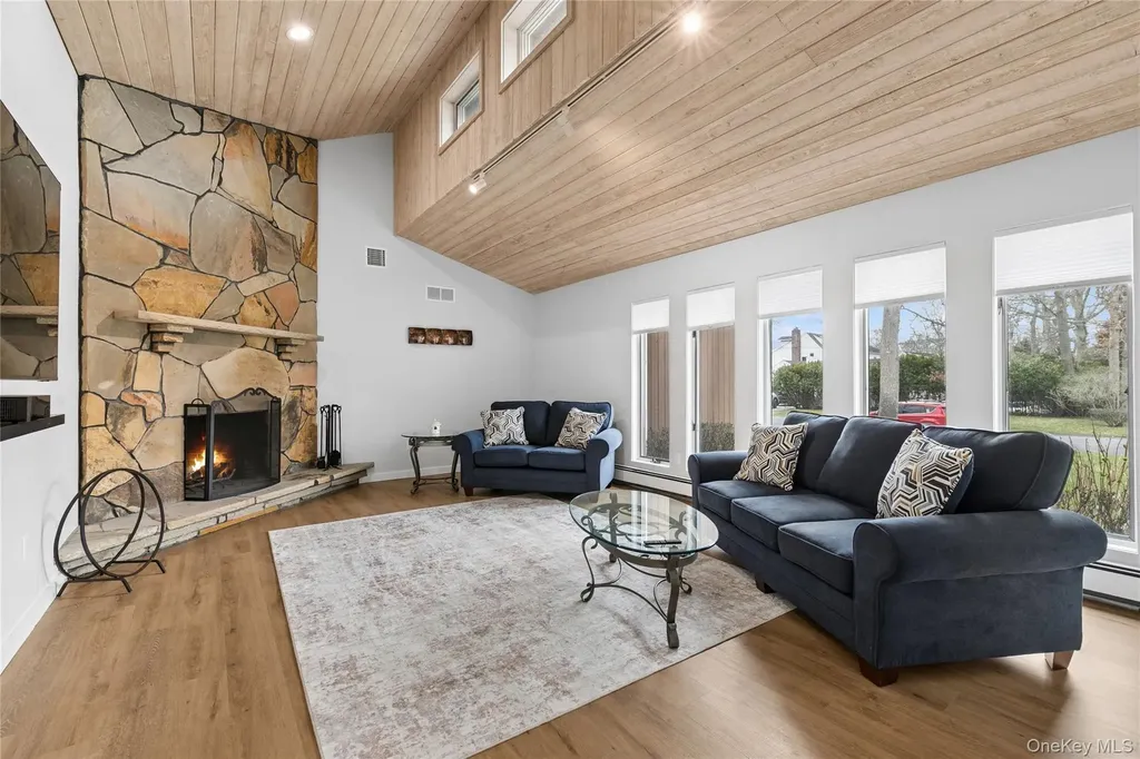 3 Harbor Road Hampton Bays NY 11946