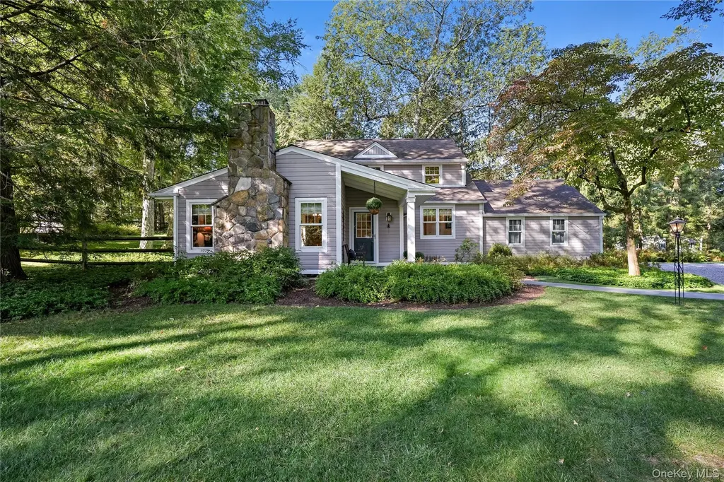 12 N Lake Circle South Salem NY 10590