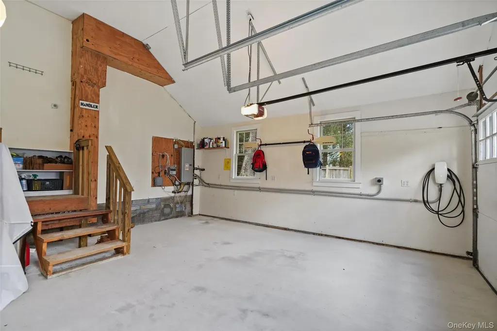 12 N Lake Circle South Salem NY 10590