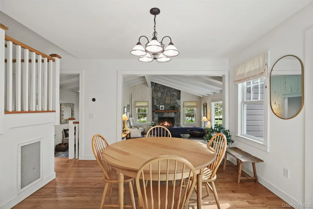 12 N Lake Circle South Salem NY 10590