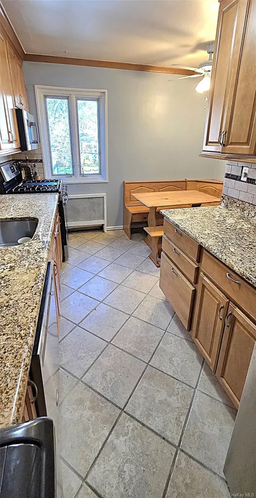 54 Lawrence Drive White Plains NY 10603
