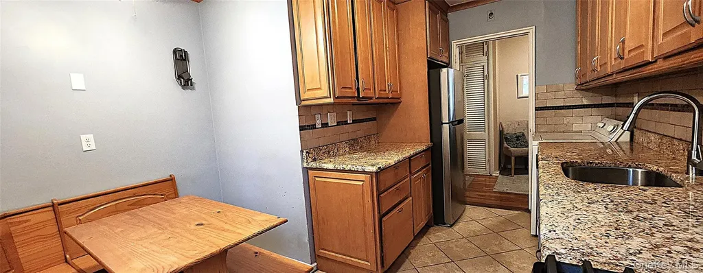 54 Lawrence Drive White Plains NY 10603