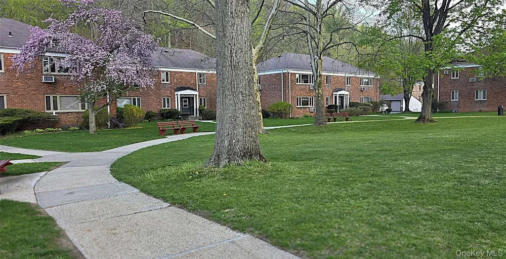 54 Lawrence Drive White Plains NY 10603