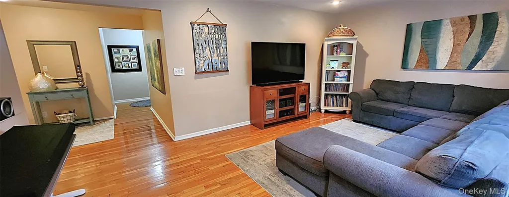 54 Lawrence Drive White Plains NY 10603
