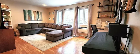 54 Lawrence Drive White Plains NY 10603