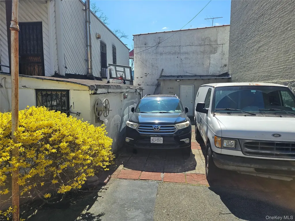956 Hegeman Avenue Brooklyn NY 11208