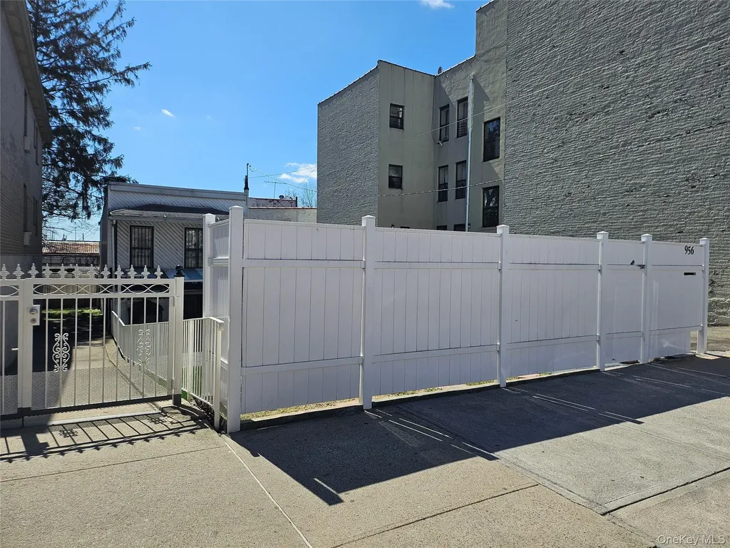 956 Hegeman Avenue Brooklyn NY 11208