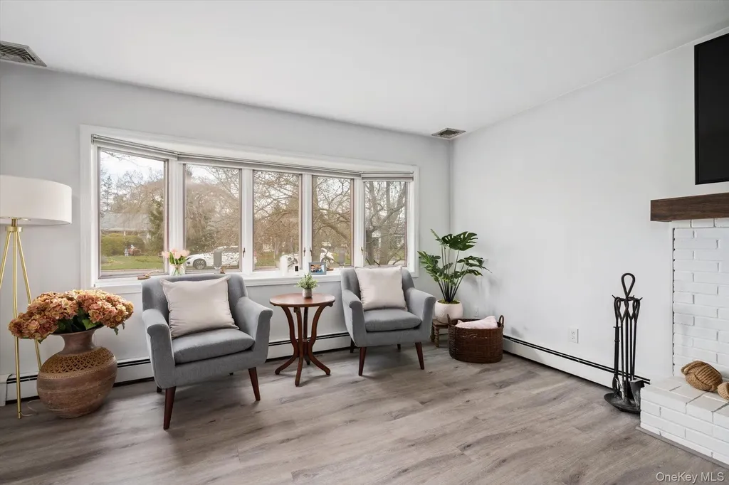 5 Orchard Road S East Patchogue NY 11772