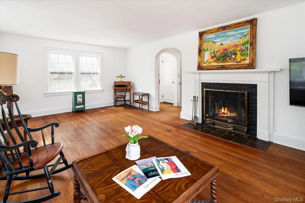 6 Helena Avenue White Plains NY 10605