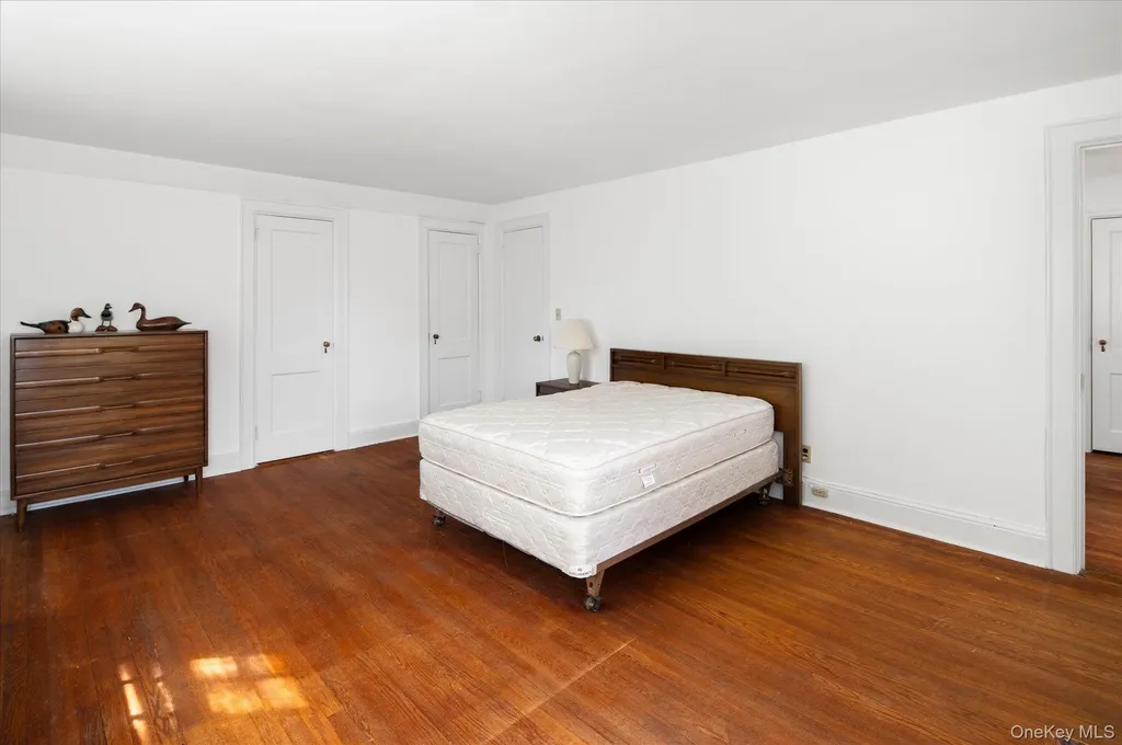 6 Helena Avenue White Plains NY 10605