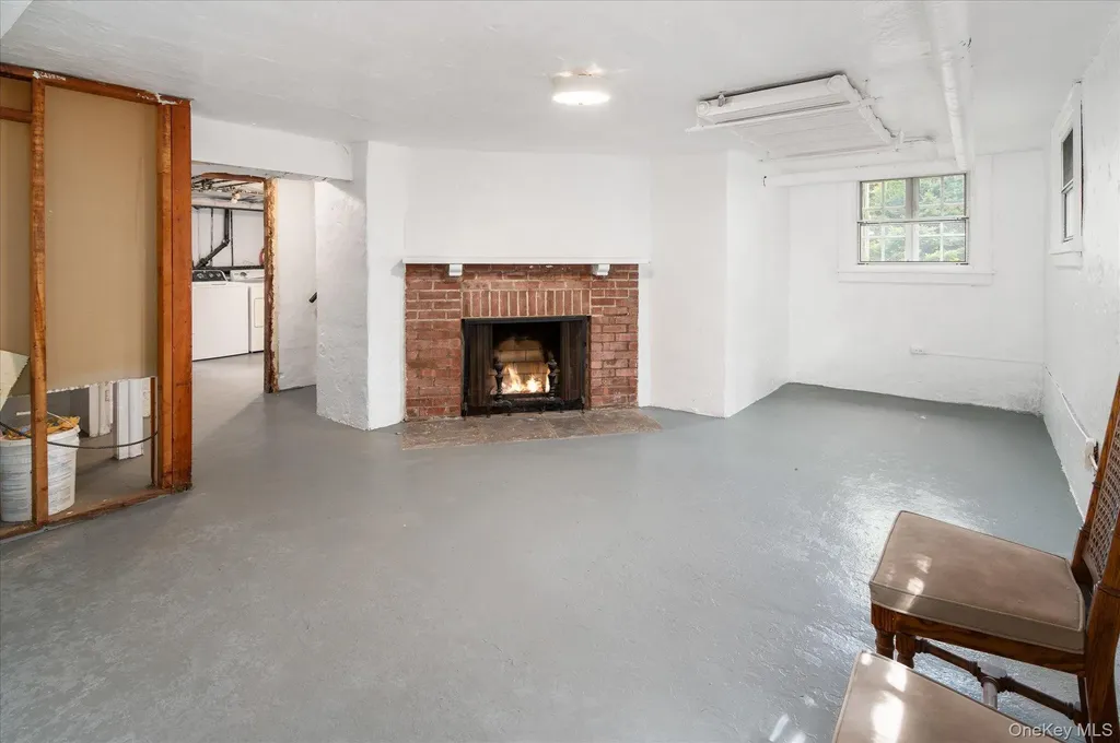 6 Helena Avenue White Plains NY 10605