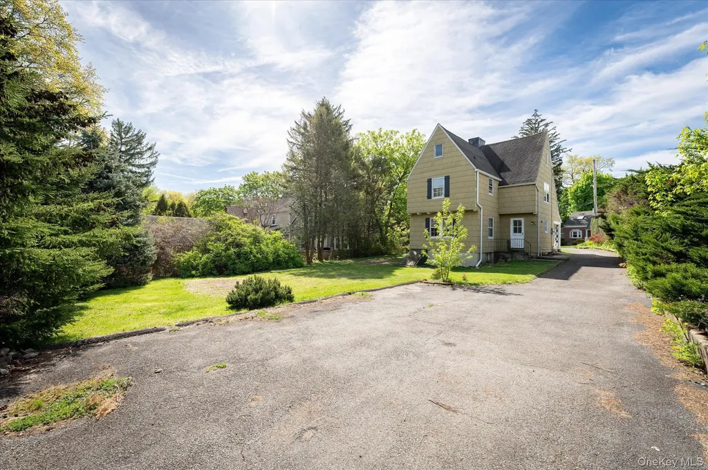 6 Helena Avenue White Plains NY 10605