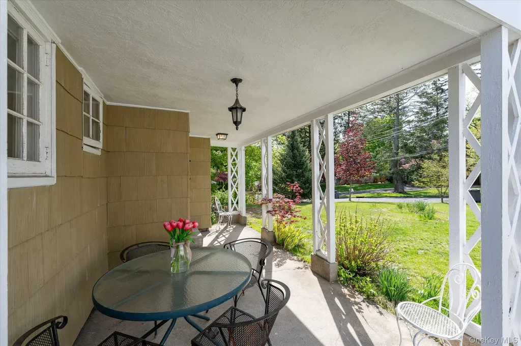 6 Helena Avenue White Plains NY 10605