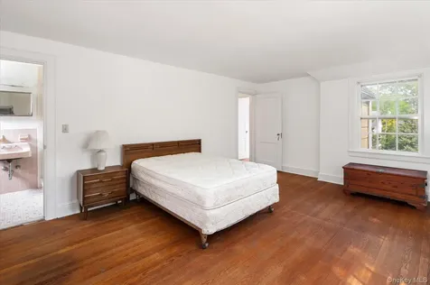6 Helena Avenue White Plains NY 10605