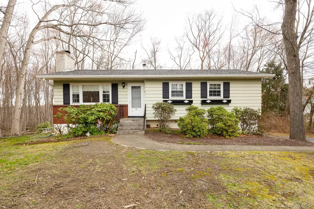 12 Julie Drive Fishkill NY 12533
