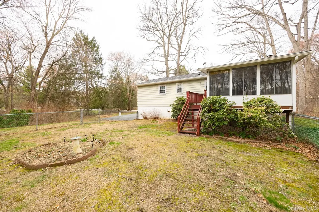 12 Julie Drive Fishkill NY 12533