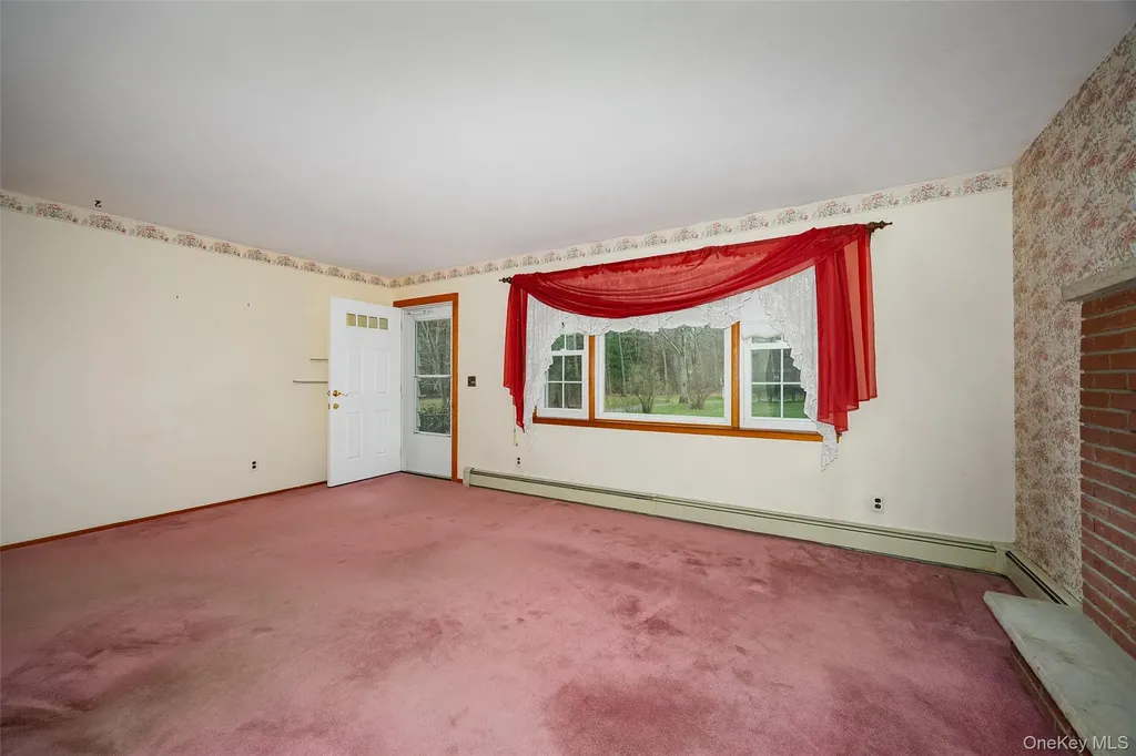 12 Julie Drive Fishkill NY 12533