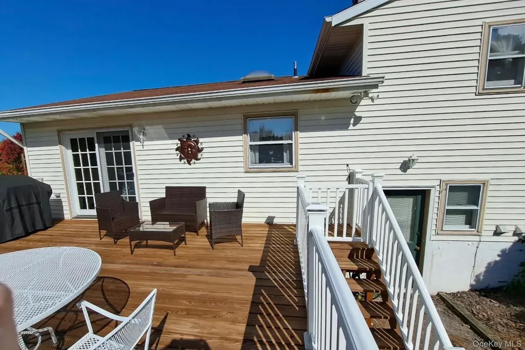 61 Decker Drive Washingtonville NY 10992