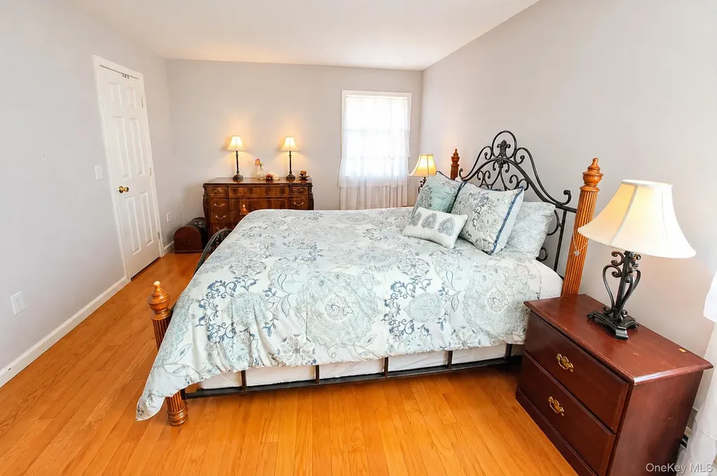 61 Decker Drive Washingtonville NY 10992