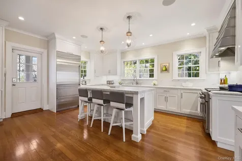 9 Sunnybrae Place Bronxville NY 10708