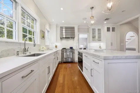 9 Sunnybrae Place Bronxville NY 10708