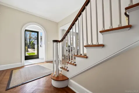 9 Sunnybrae Place Bronxville NY 10708