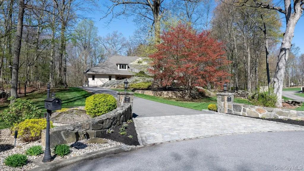 85 Orchard Hill Road Carmel NY 10512