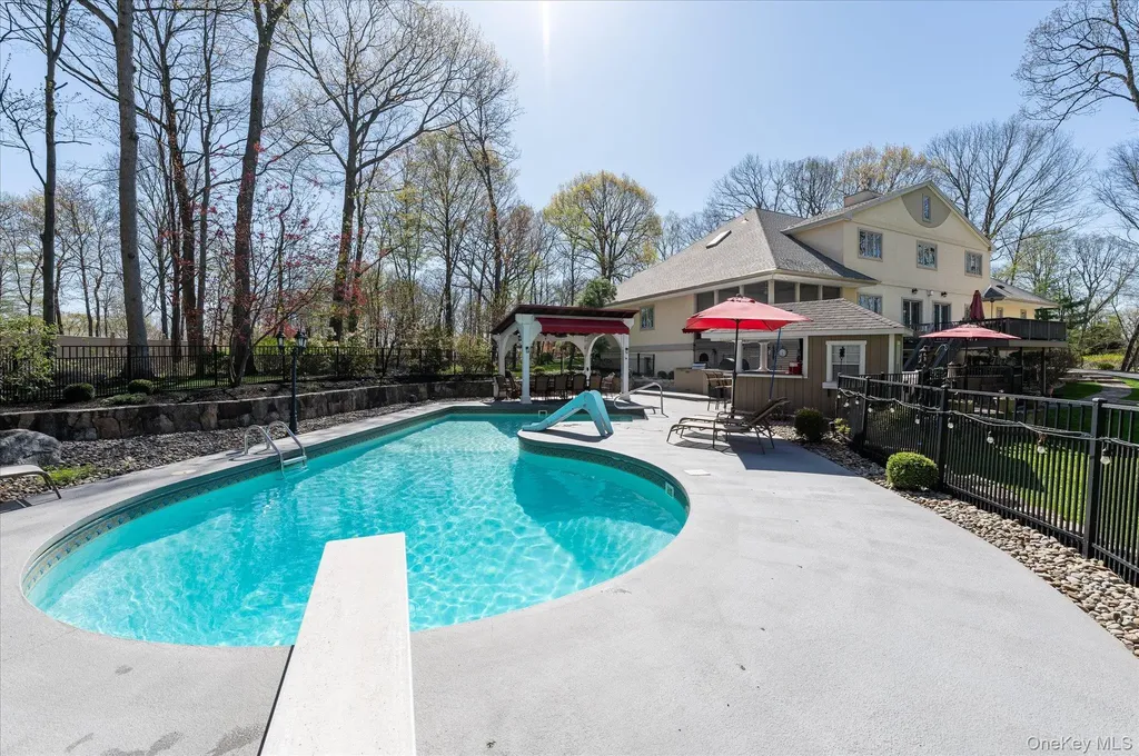 85 Orchard Hill Road Carmel NY 10512