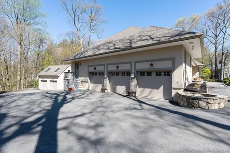 85 Orchard Hill Road Carmel NY 10512