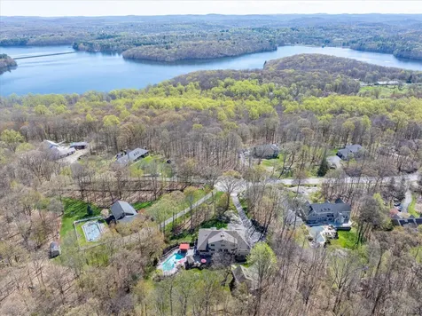 85 Orchard Hill Road Carmel NY 10512