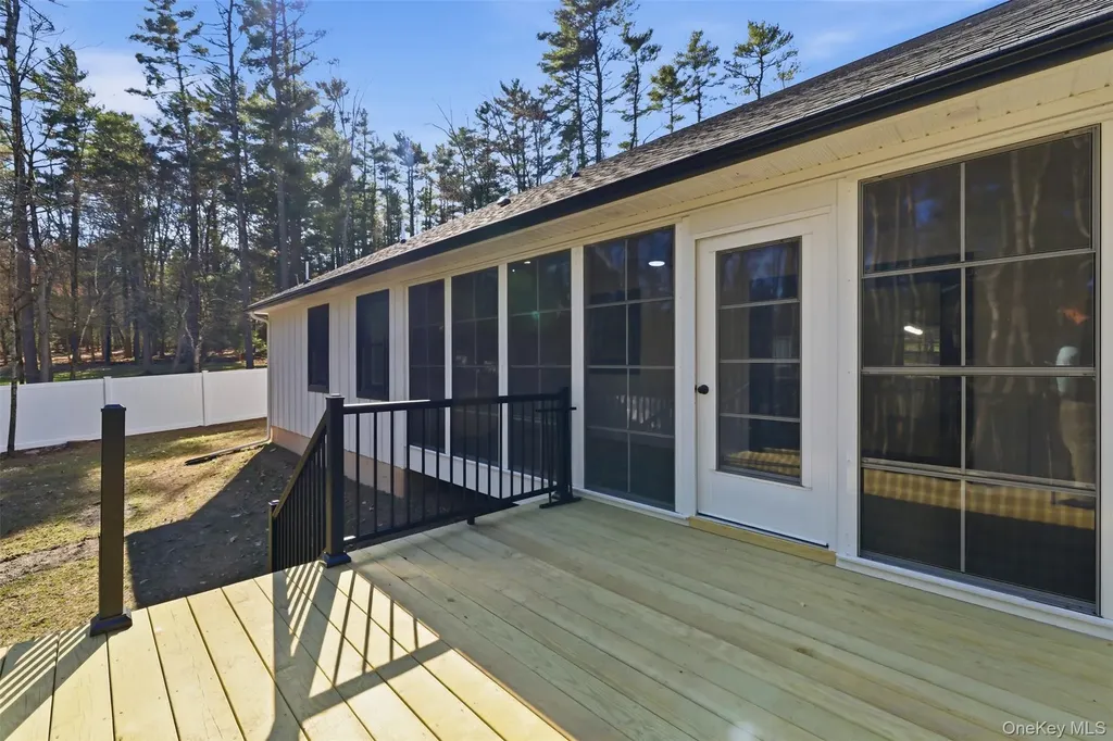 21 Crawford Road Eldred NY 12528