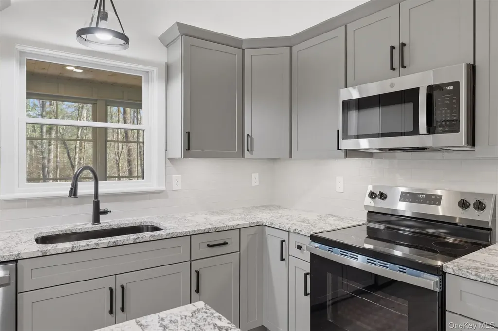 21 Crawford Road Eldred NY 12528