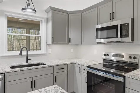 21 Crawford Road Eldred NY 12528