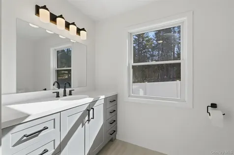 21 Crawford Road Eldred NY 12528