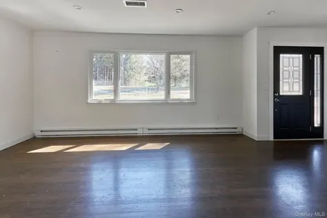 361 Allen Road Salt Point NY 12578