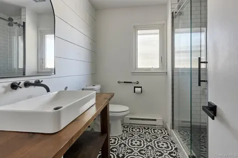 361 Allen Road Salt Point NY 12578