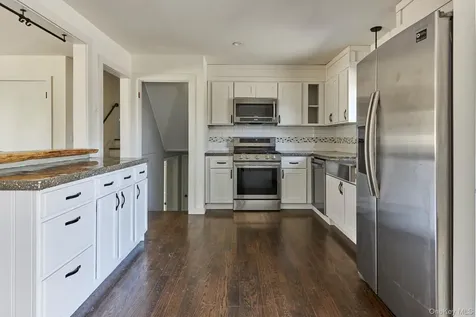 361 Allen Road Salt Point NY 12578
