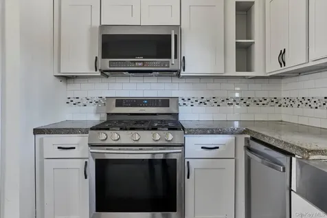 361 Allen Road Salt Point NY 12578