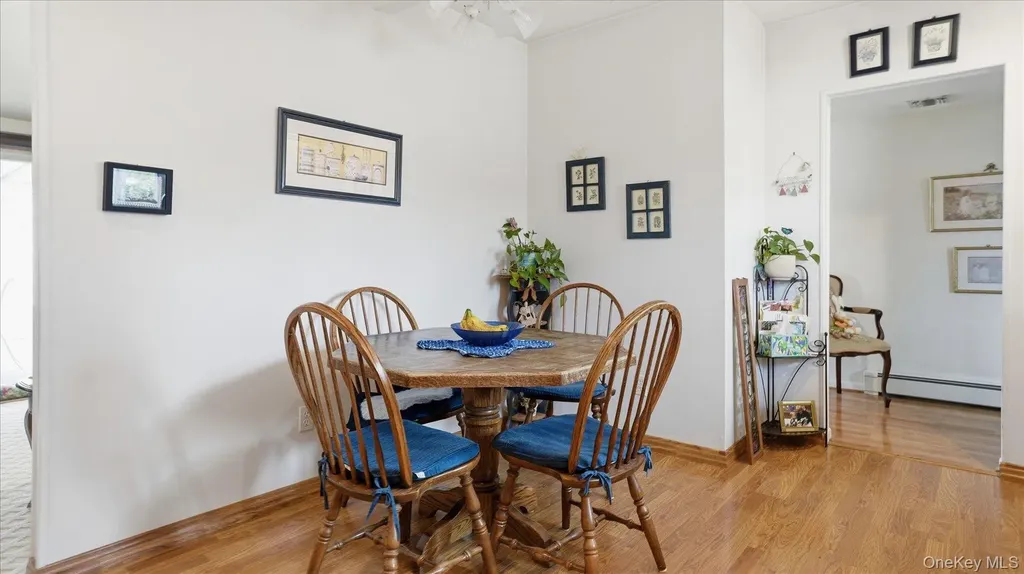 19 All Points Terrace Holbrook NY 11741