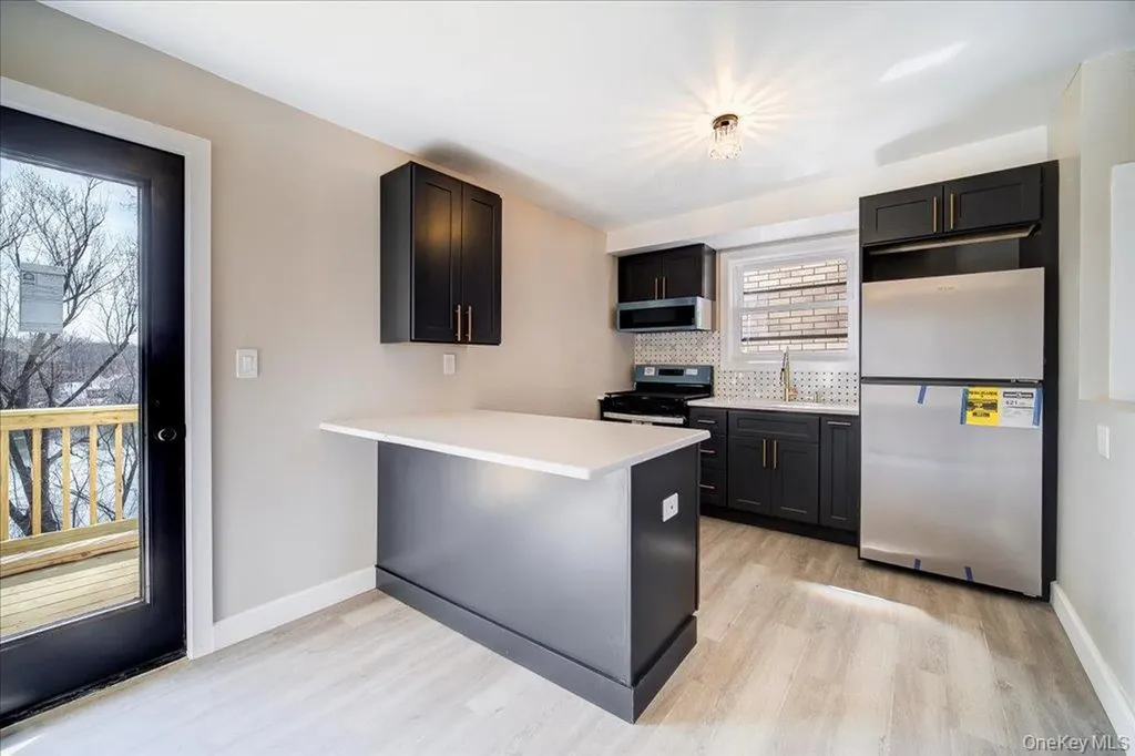 2744 W Main Street Wappingers Falls NY 12590