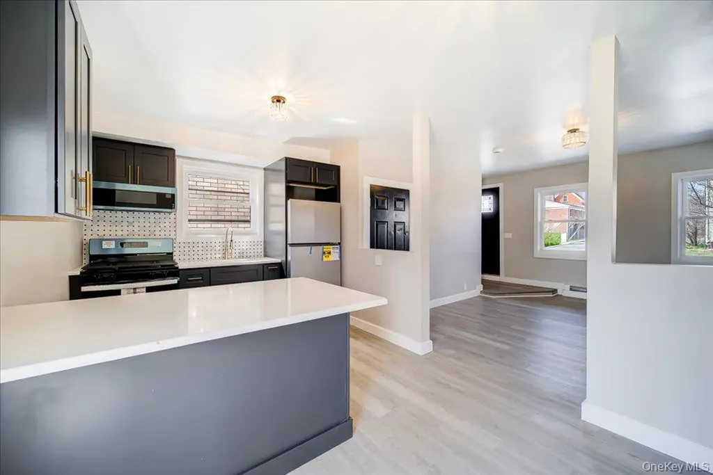 2744 W Main Street Wappingers Falls NY 12590