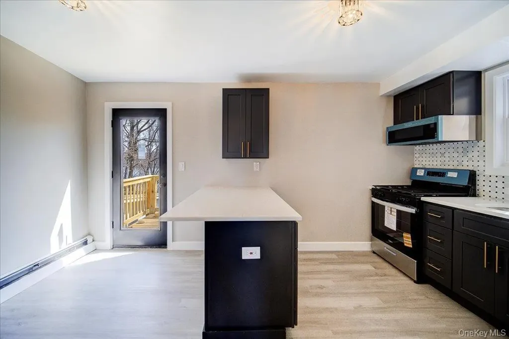 2744 W Main Street Wappingers Falls NY 12590