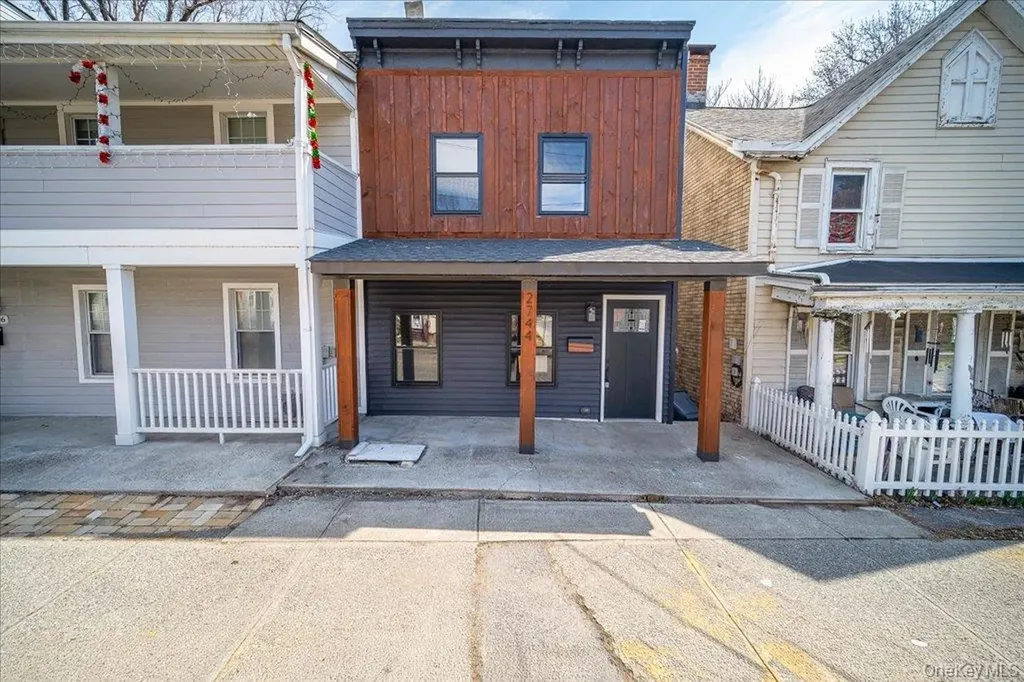2744 W Main Street Wappingers Falls NY 12590