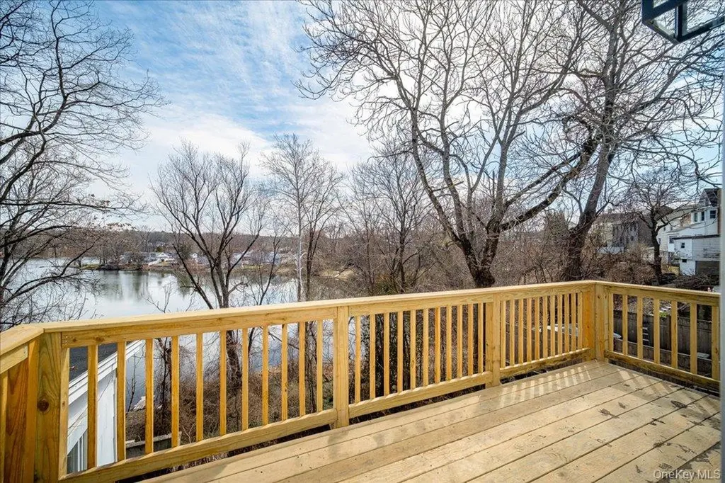 2744 W Main Street Wappingers Falls NY 12590