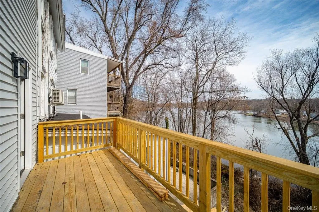 2744 W Main Street Wappingers Falls NY 12590