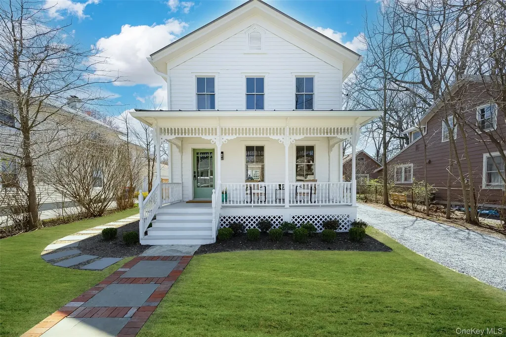 66 Chestnut Street Rhinebeck NY 12572