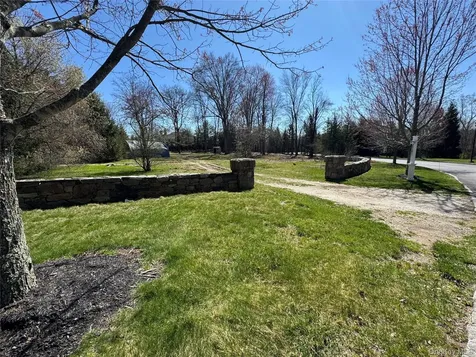 5 Stone Bridge Road Purchase NY 10577