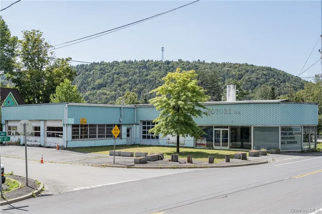 250 E Front Street Hancock NY 13783