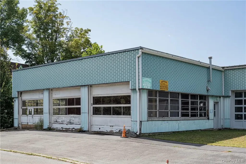 250 E Front Street Hancock NY 13783