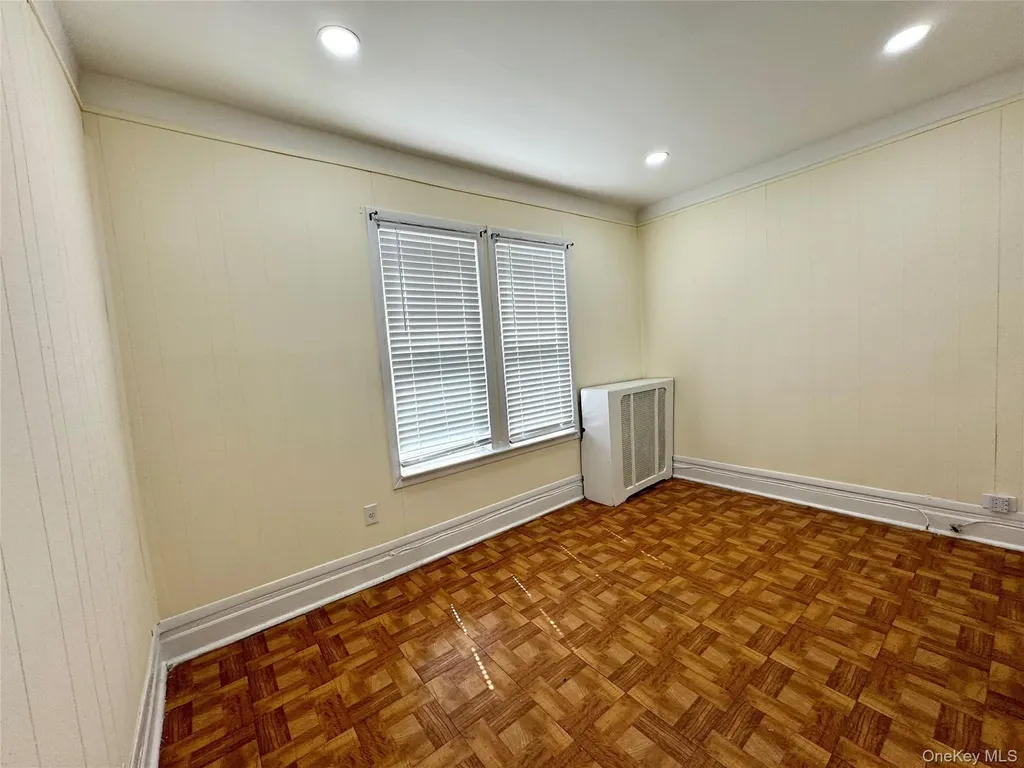 1811 Parkview Avenue Bronx NY 10461